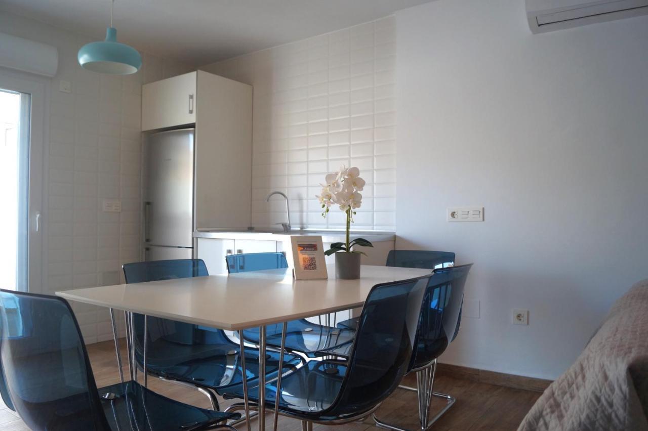 טורבייחה Apartamentos El Abuelo מראה חיצוני תמונה