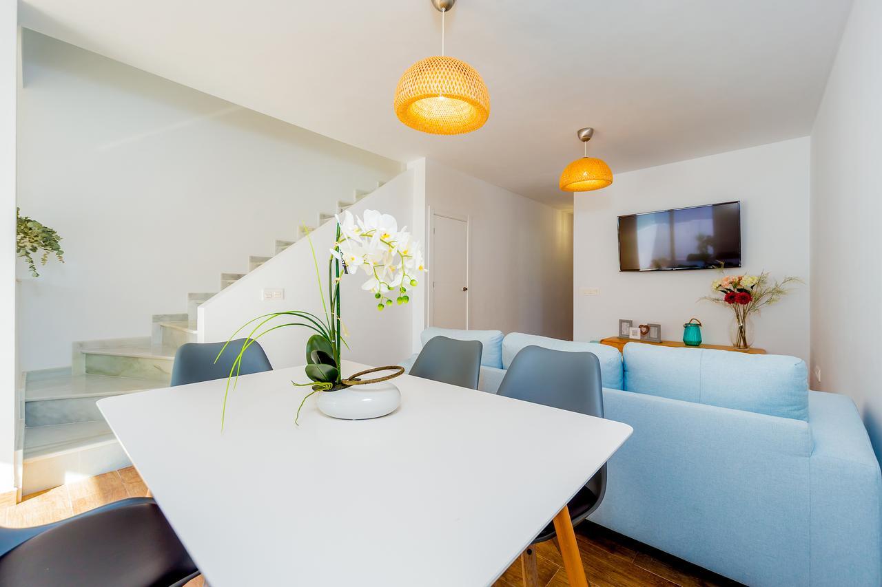 טורבייחה Apartamentos El Abuelo מראה חיצוני תמונה